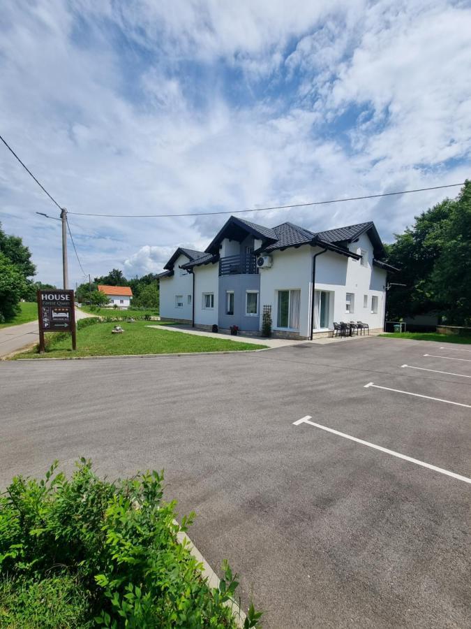 House Forest Queen Smoljanac Exterior foto